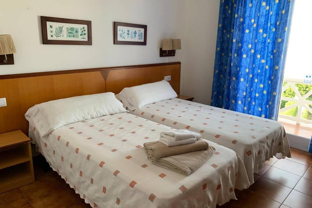 Apartamento En Playa Santo Tomas 1-5 Es Migjorn Gran Exteriér fotografie